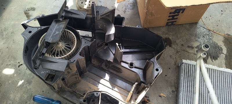 A A CAR AC ZONE - AC Service in RK Hegde Nagar, Bengaluru