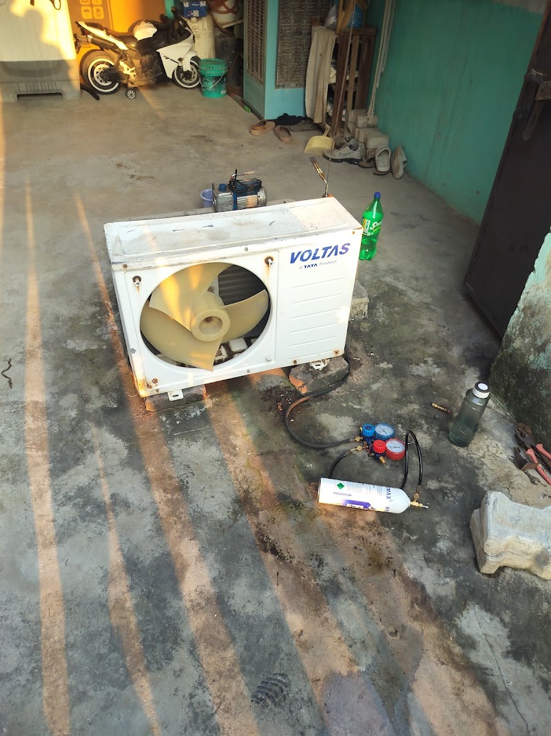 Aadarsh AC Service & Repair | AC Installation & Maintenance - AC Service in Green Fields Colony, Faridabad