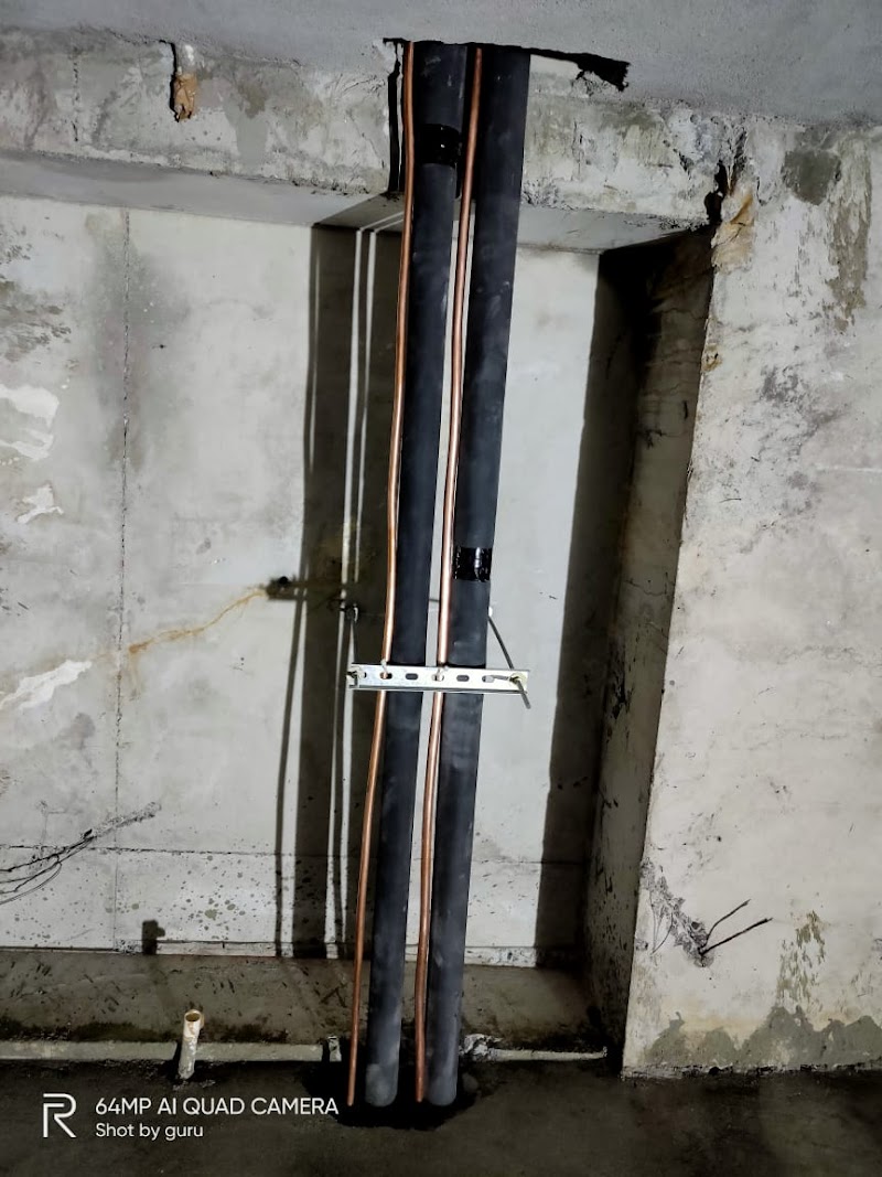 AAKASH AC SOLUTION | AC COPPER PIPE DEALER | VRF | DUCTABLE AC | AC SERVICE - AC Service in Flim Colony, Indore