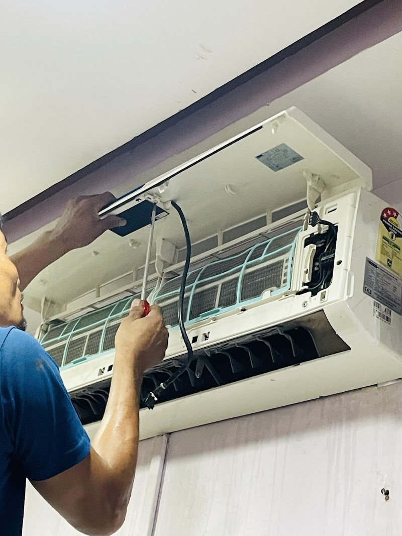 Ac quick cooling center installation 800/- - AC Service in Chandan Nagar, Guwahati