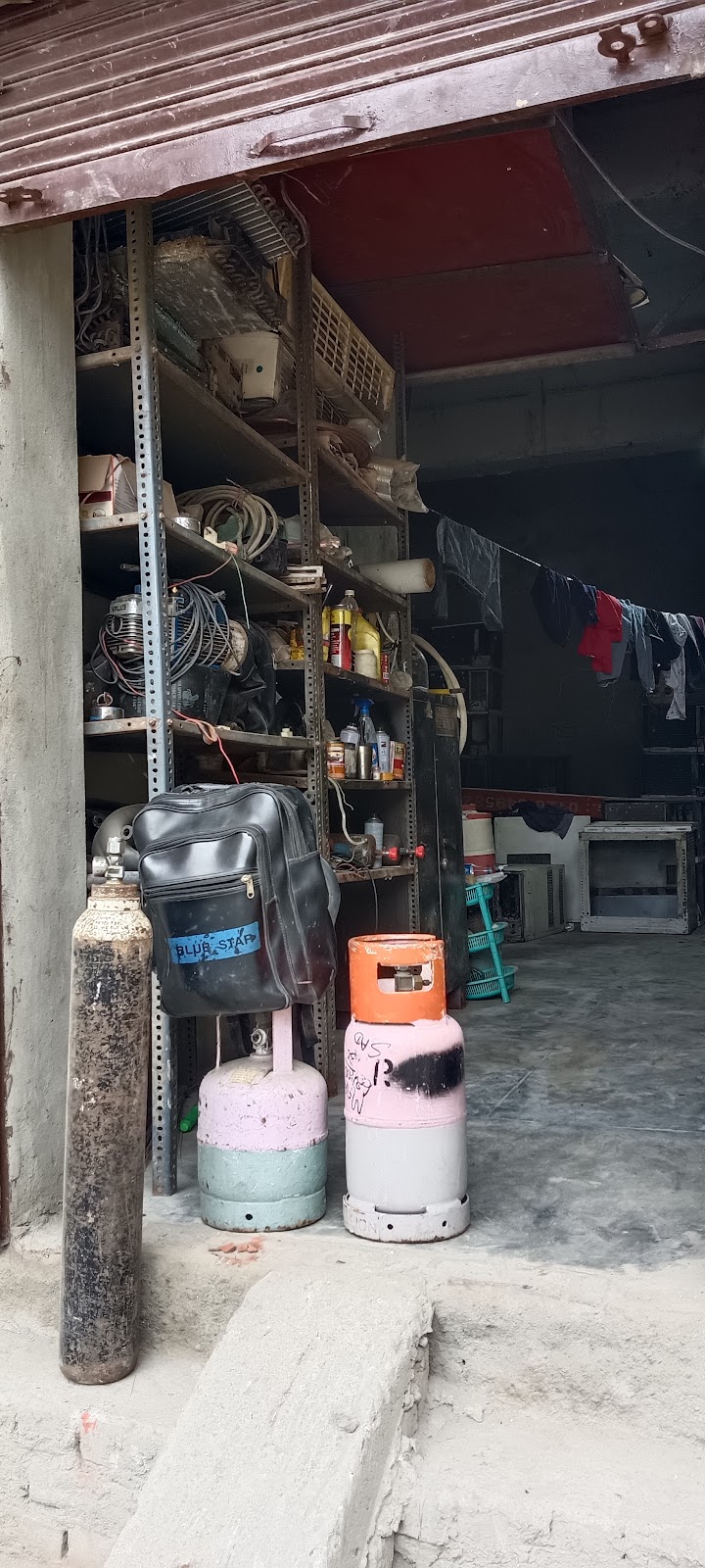 AC TECHNO MART-HVAC Sale Service Noida/HVAC Installation Noida/HVAC Gas Filling Noida - AC Service in Sector-121, Noida