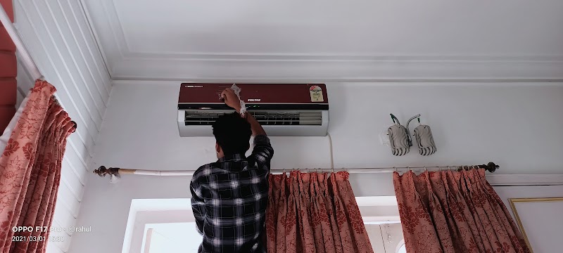 Accurate Refrigeration - AC Service in Haji Md. Mohsin Square, Kolkata