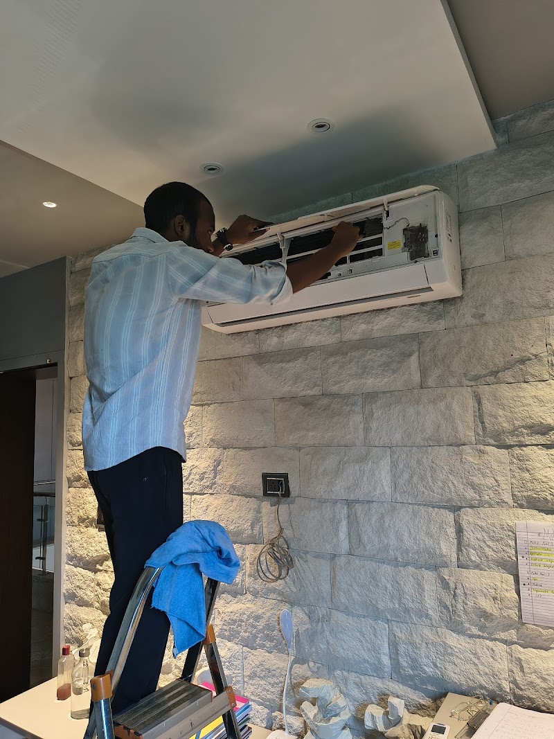 AMAN REFRIGERATION AND COOLING SYSTEM - AC Service in V Block, Pimpri-Chinchwad