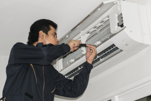 AS Cool Service Center/Ac gas filling noida ac repaire in Noida ac service in Noida ac installation in noida - AC Service in Sector 73, Noida
