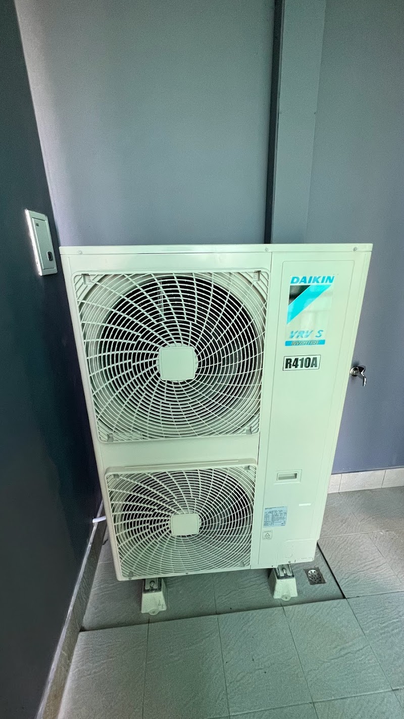 Atmos Aircon - AC Service in Mangolpuri Industrial Area Phase II, New Delhi