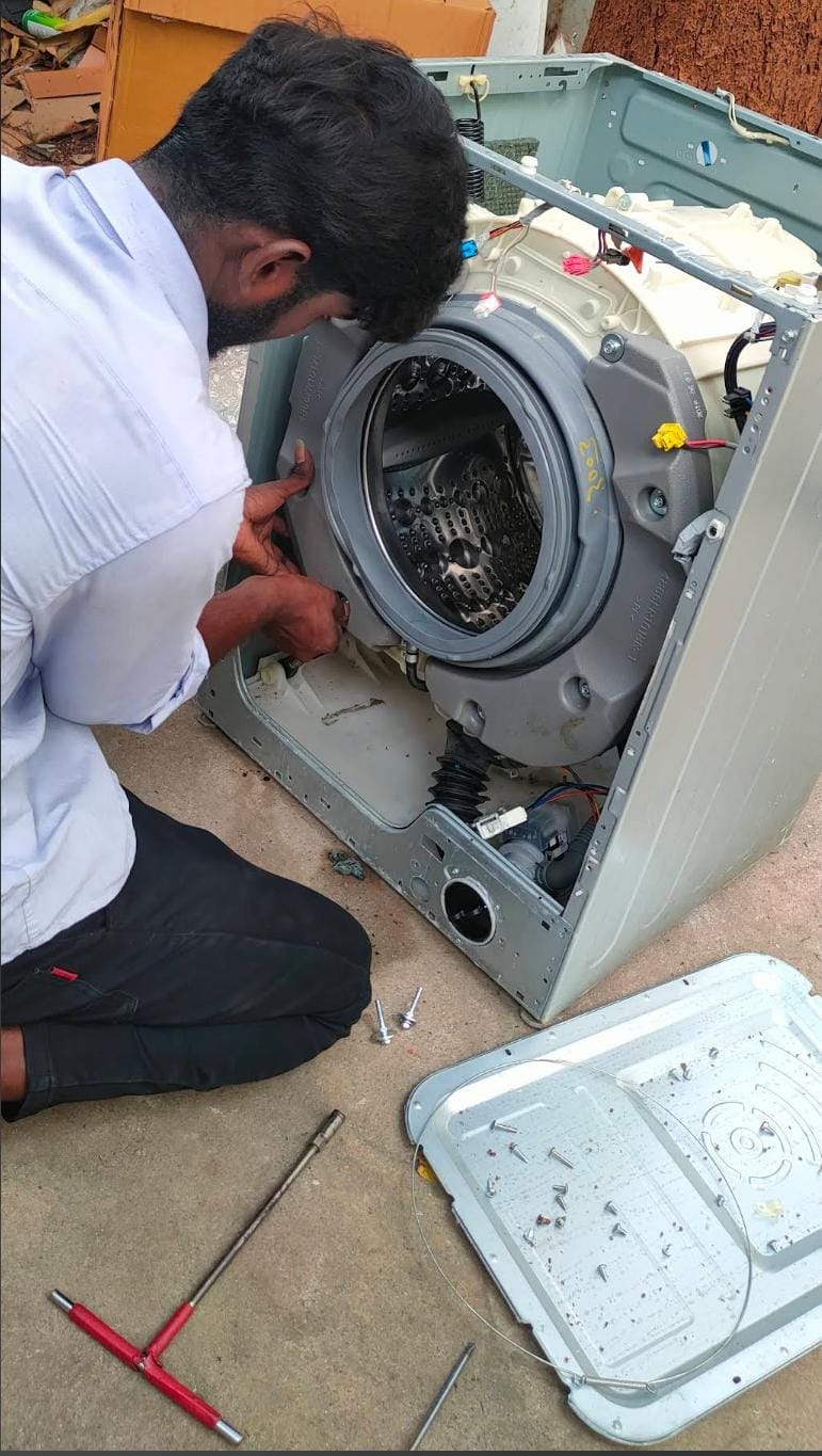 Authorised LG Service Centre - Crystal Air System - AC Service in Kallimadai, Coimbatore