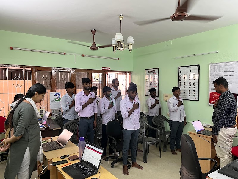 Authorised LG Service Centre - Crystal Air System - AC Service in Kallimadai, Coimbatore