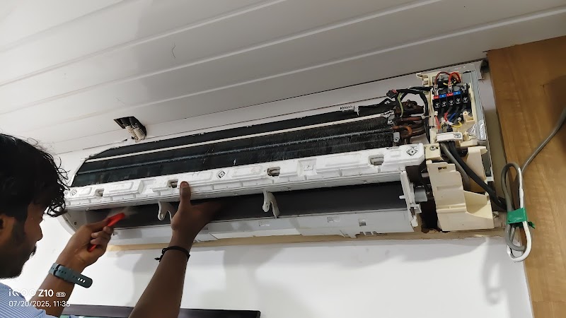 AVS AC Service - AC Service in Puliyarakonam, Thiruvananthapuram