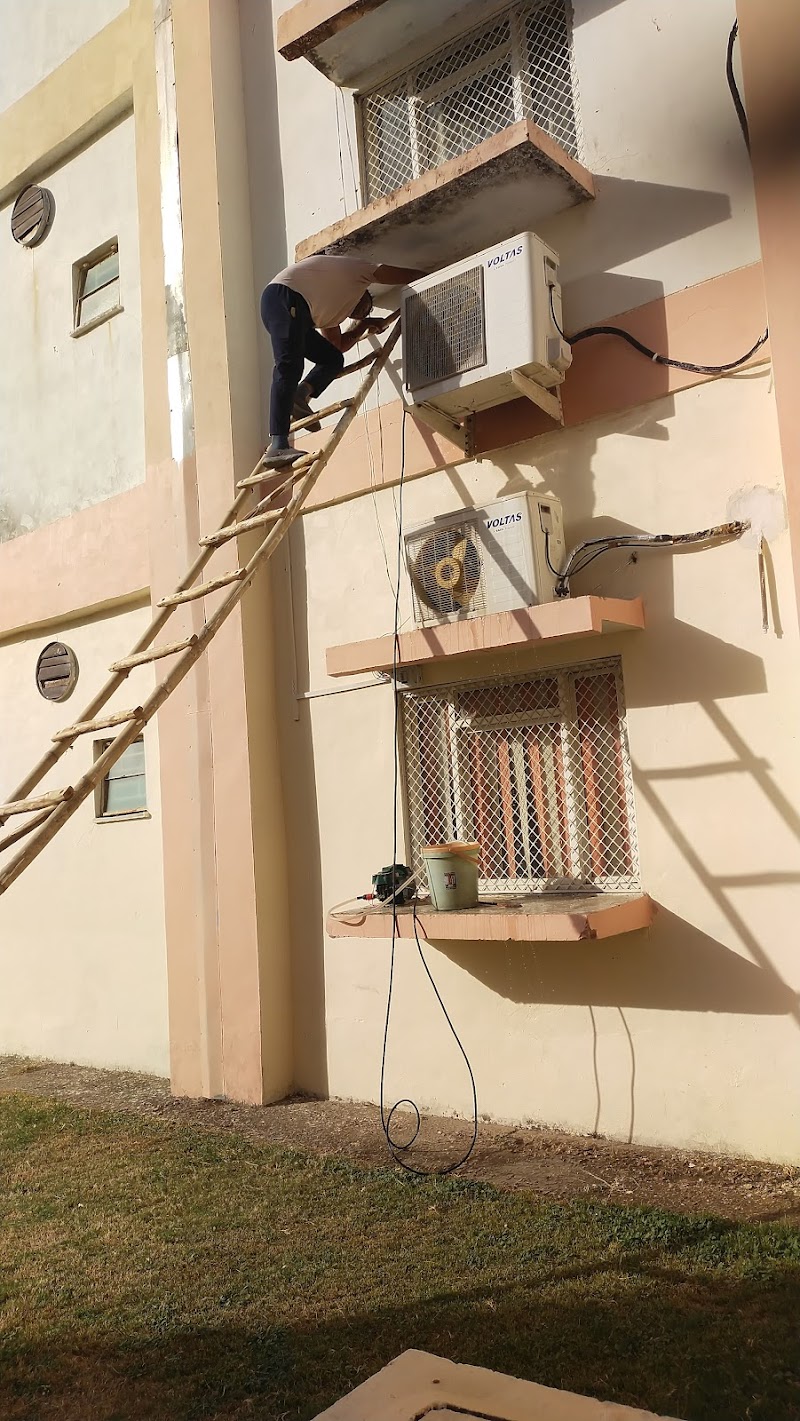 Bhargav ente Air conditioning repair and RO maintenance and microwave and cooper plipe line installation in new buildings