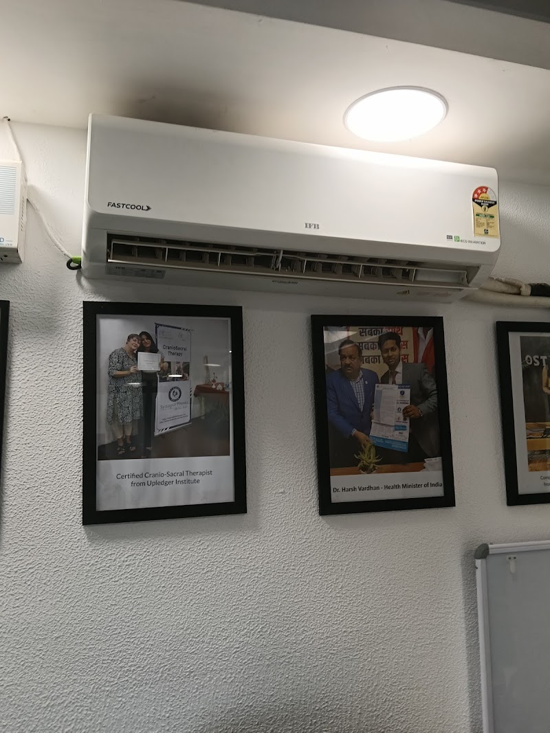 Book Now Ac Repair Service Hitachi Ac Service Split AC Service Voltas Service Center in Sector 69 Gurugram - AC Service in Tulip Violet Society, Gurugram