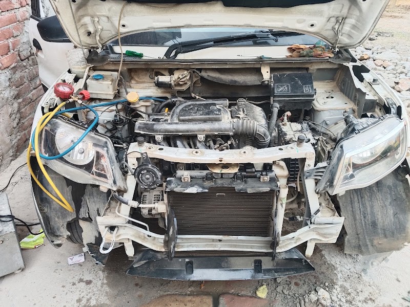 Cars AC Service IN VARANASI - AC Service in Hamrautia, Varanasi