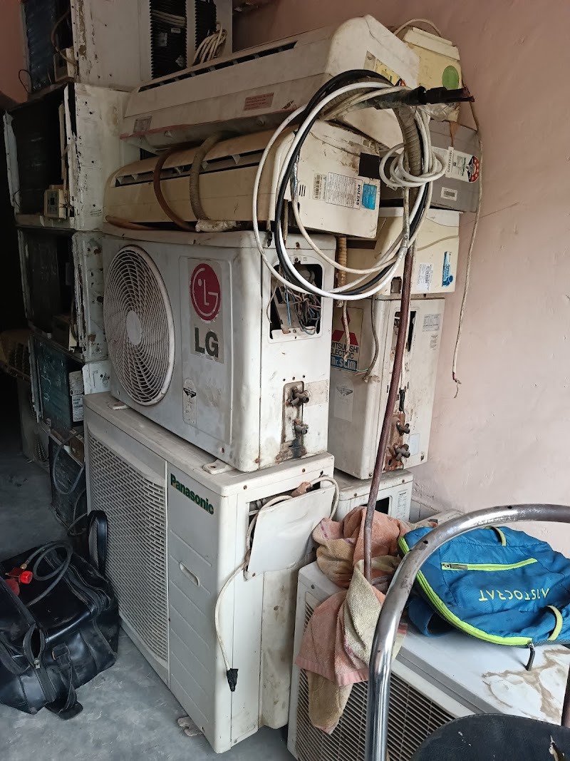 Cool Care Ac Repair-Noida AC Service/AC on Rent in Noida/Window Split AC Repair Services In Noida - AC Service in Shyamlal Colony, Noida