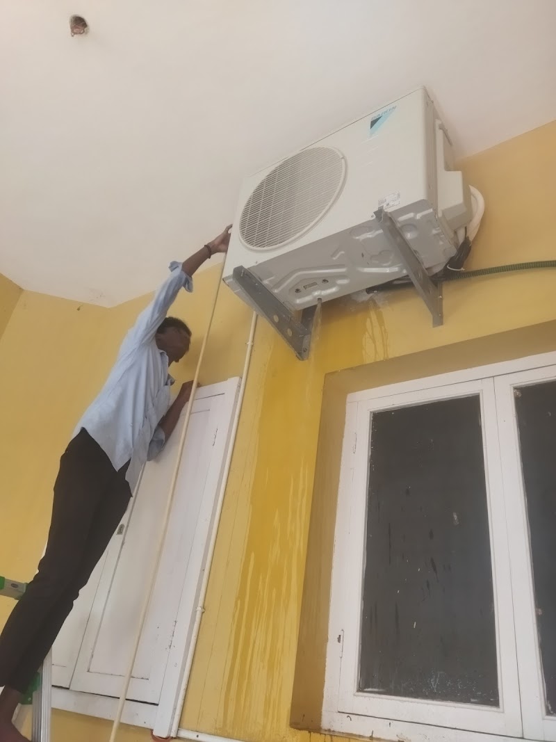 DAIKIN AUTHORISED SERVICE CENTER (VIRAT&CO) - AC Service in Thiruvalluvar Nagar, Palangantham