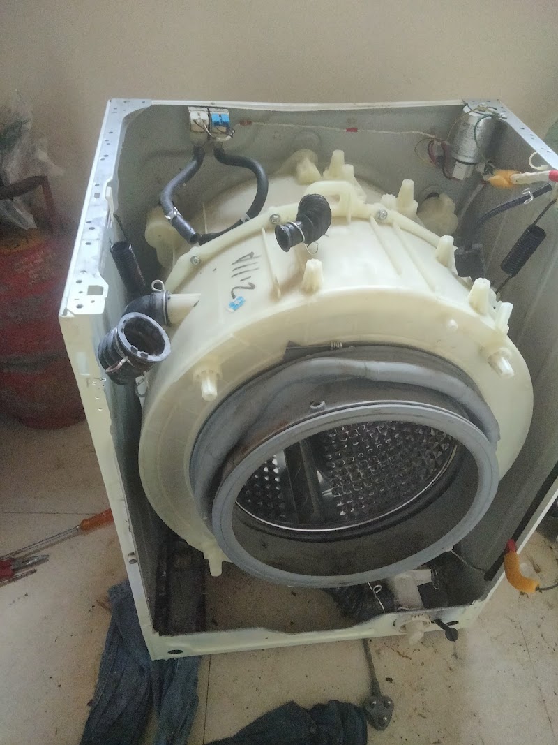 Electro Tech – All Brands AC, Fridge, Washing Machine & Microwave Repair, Installation & Maintenance in Aluva, Ernakulam - AC Service in Ashokapuram, Aluva