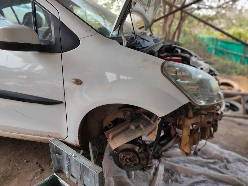 GRAVITY WORKSHOP - BEST CAR GARAGE workshop in raipur - AC Service in Sarvodaya Nagar, Raipur