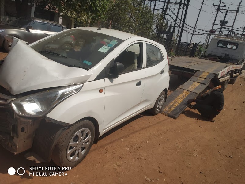 GRAVITY WORKSHOP - BEST CAR GARAGE workshop in raipur - AC Service in Sarvodaya Nagar, Raipur