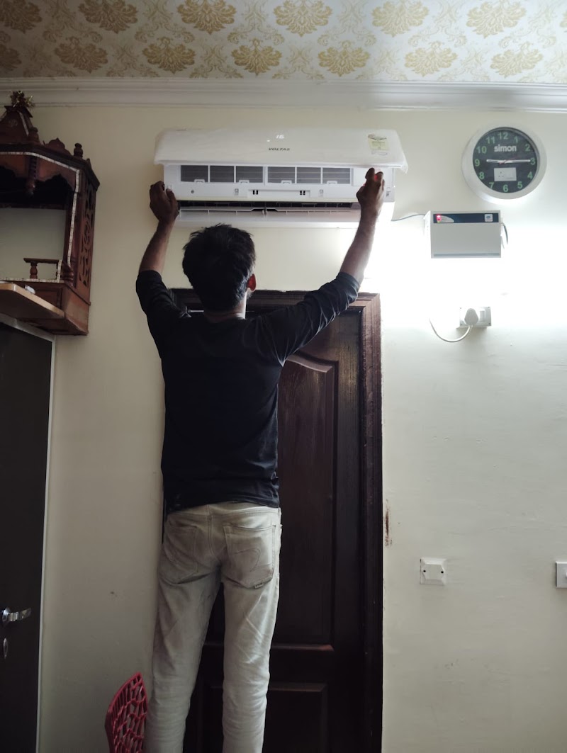 Hind Cool Care /Ac Service in Noida, Ac Gas Filling in Noida, Ac Installation in Noida, Ac Repair in Noida, - AC Service in Sector 73, Noida