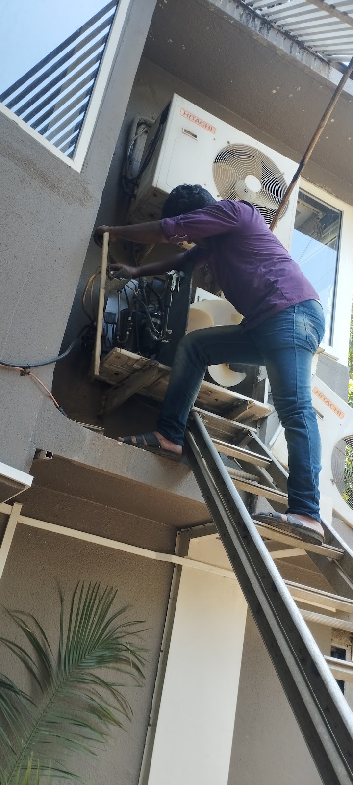 Hindustan Aircon (Best AC Repair and Service in Bandra) - AC Service in Bandra West, Mumbai