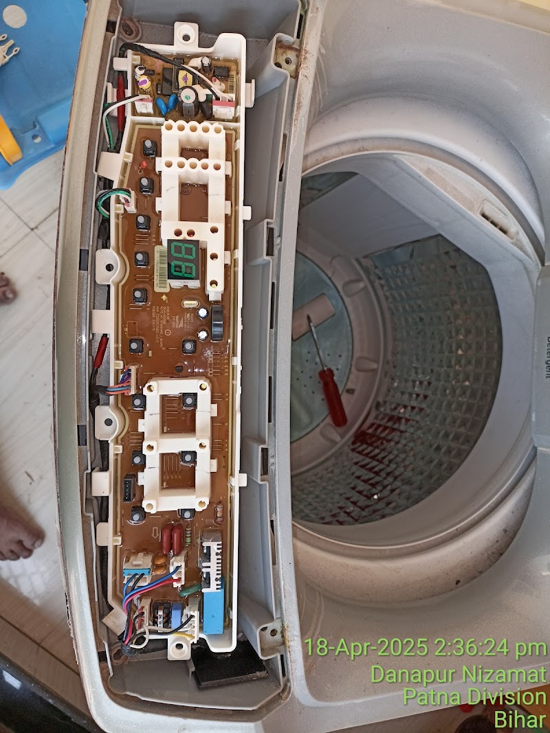 Ht Repairs - AC, Washing Machine, Refrigerator, Geyser Repair & Service - AC Service in Samanpura, Patna