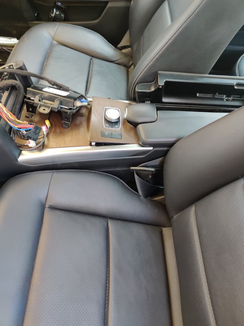 Jeet Car Air Conditioning - AC Service in Near Surendra Vilas, Bhopal