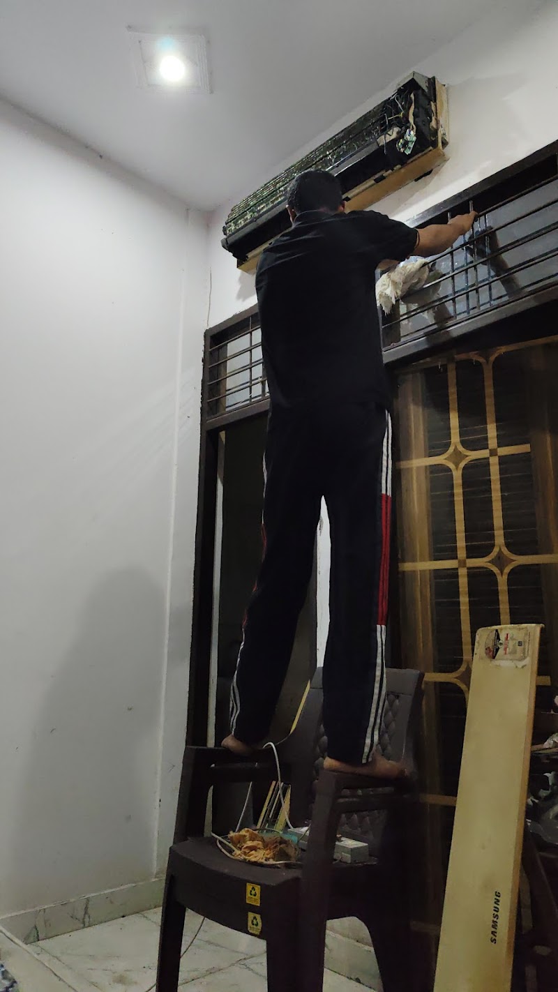 Just In Time Service -AC Repair/Best ac service/ ac gas filling/ac installtion in Noida - AC Service in Sector 121, Noida