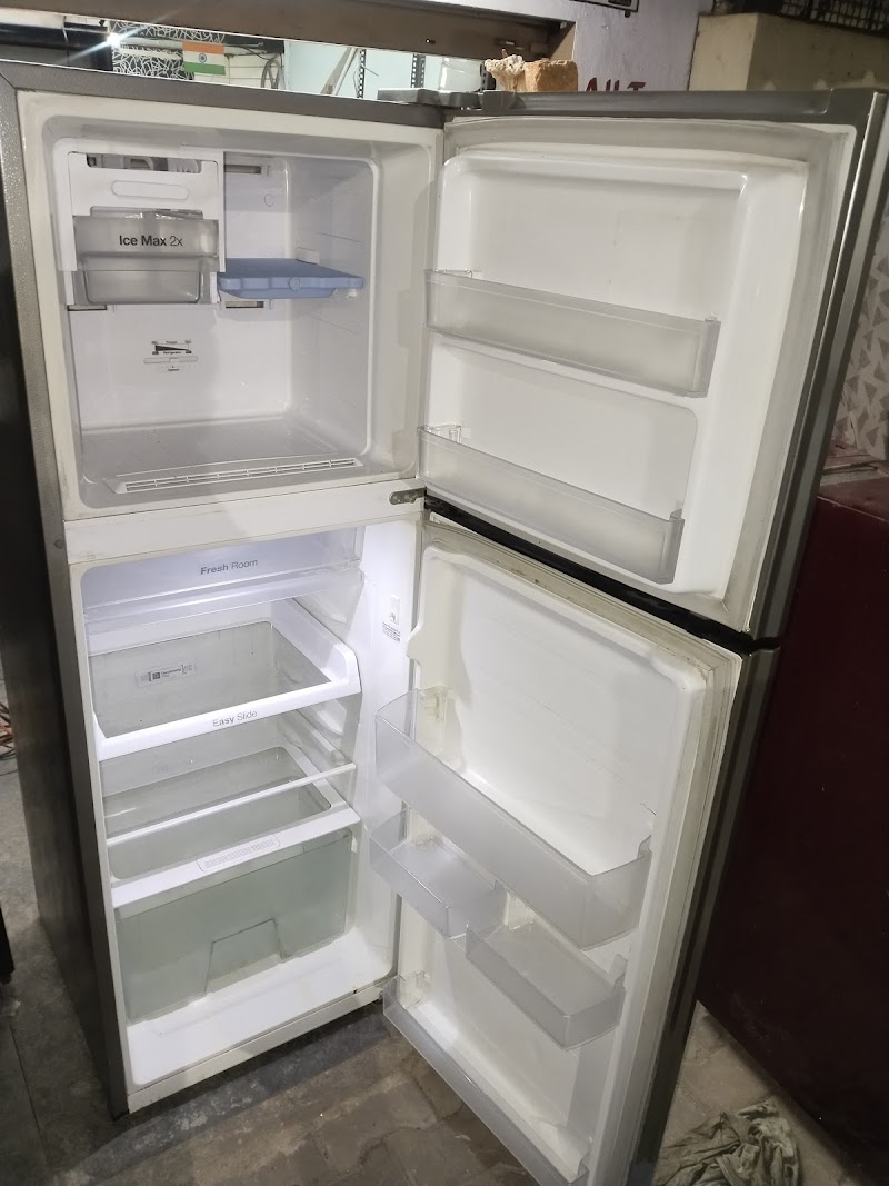 Limra Refrigerator