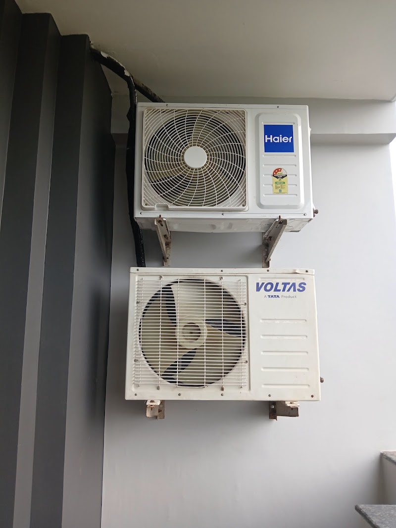 MR. Mechanic Ac service in Faridabad - AC Service in Saran, Faridabad