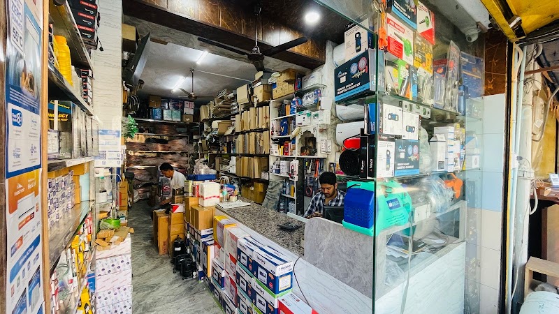 New Pal Refrigeration - AC Service in Begambagh, Meerut