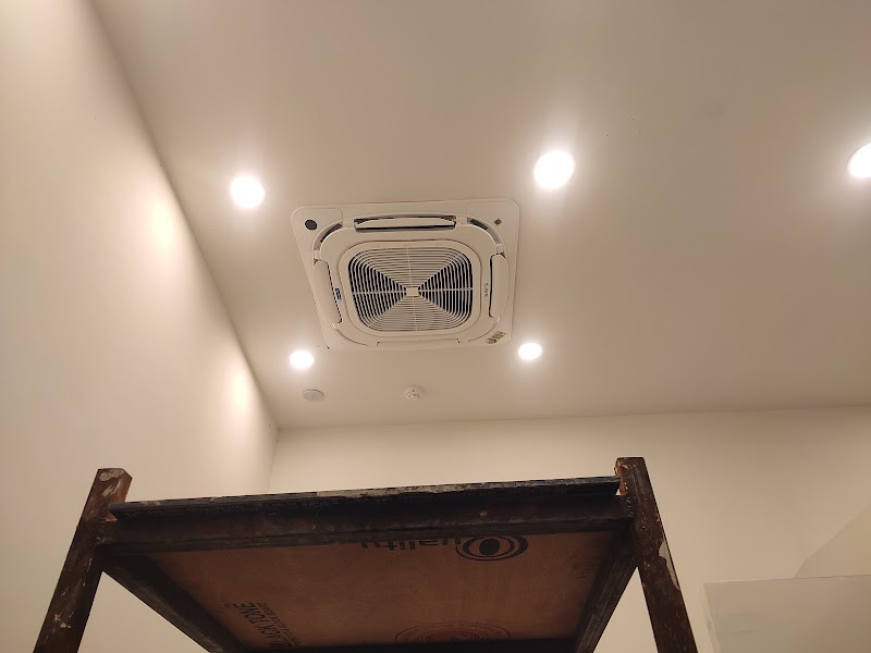 Om Sai Traders Jabalpur | Bluestar, Career, Midea Service Center - AC Service in Vijay Nagar, Jabalpur