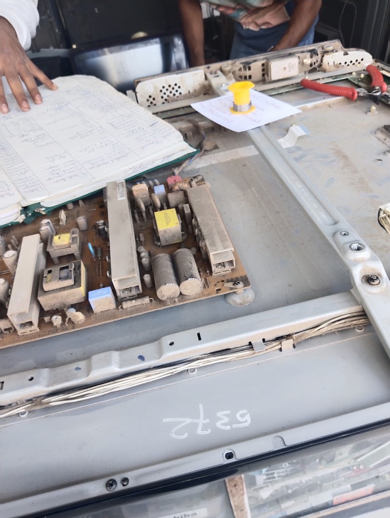 Precision services - Led tv , washing machine, Fridge, Ac, microwave repair Service centre - AC Service in Kanchanwadi, Chhatrapati Sambhajinagar