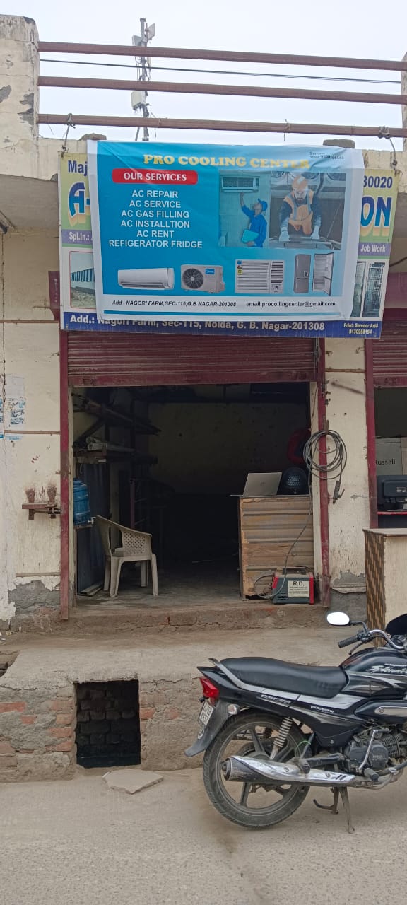 Pro Cooling Center/Ac Repair in Noida, Ac Service in Noida, Ac Gas Filling in Noida, Ac Installation in Noida - AC Service in Express Zenith, Noida