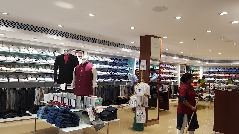 QRS Retail Limited - AC Service in Pattom, Thiruvananthapuram