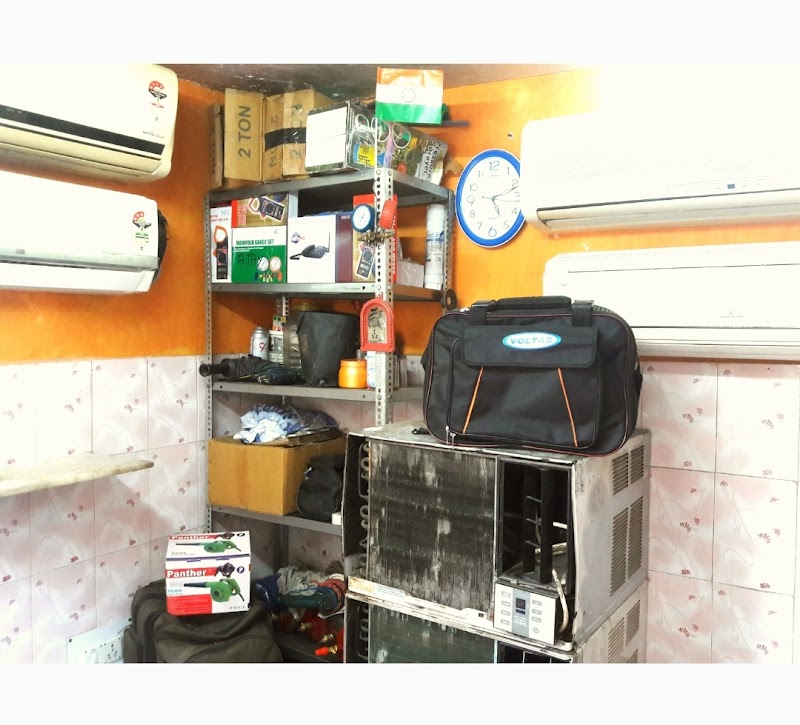Raj Air Conditioner & Electronics Works - AC Service in Paschim Vihar, New Delhi