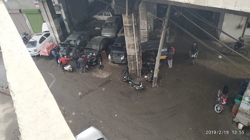 Ram Car A. C. Repair & A. C. Fitting - AC Service in Dholewal Chowk, Near Railway Crossing, Dholewal, Ludhiana