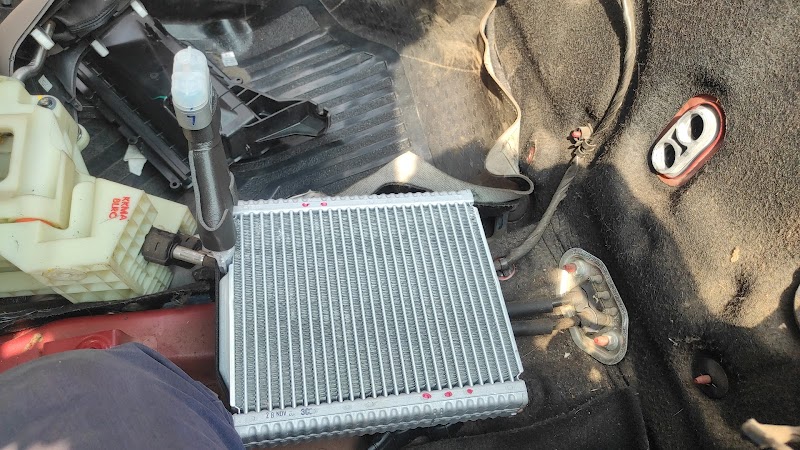 Refresh Car Ac Workshop - AC Service in Thane West, Thane