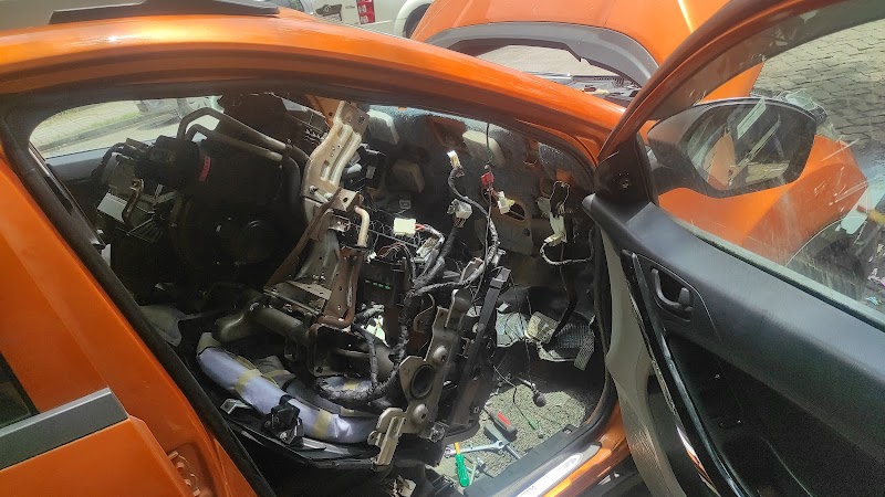 Refresh Car Ac Workshop - AC Service in Thane West, Thane