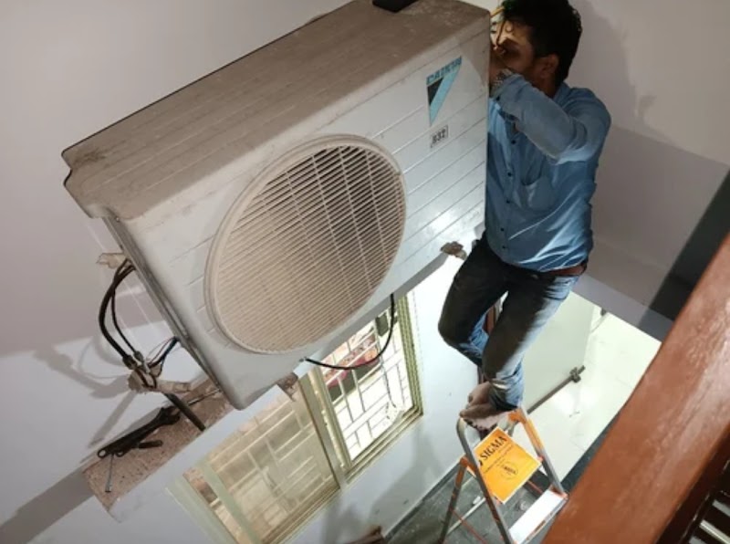 Repair zone service expert : - Ac Repair | Ac Service | Ac installation In Bhopal:/Washing Machine ,Repair Service in, Bhopal - AC Service in Near Vishal Mega Mart, Bhopal