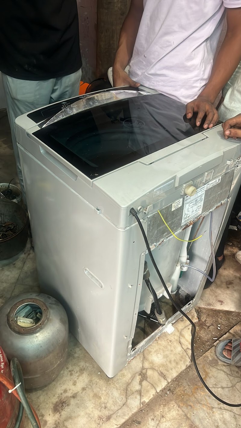 Service Boost AC Fridge washing Repair service Centre Noida