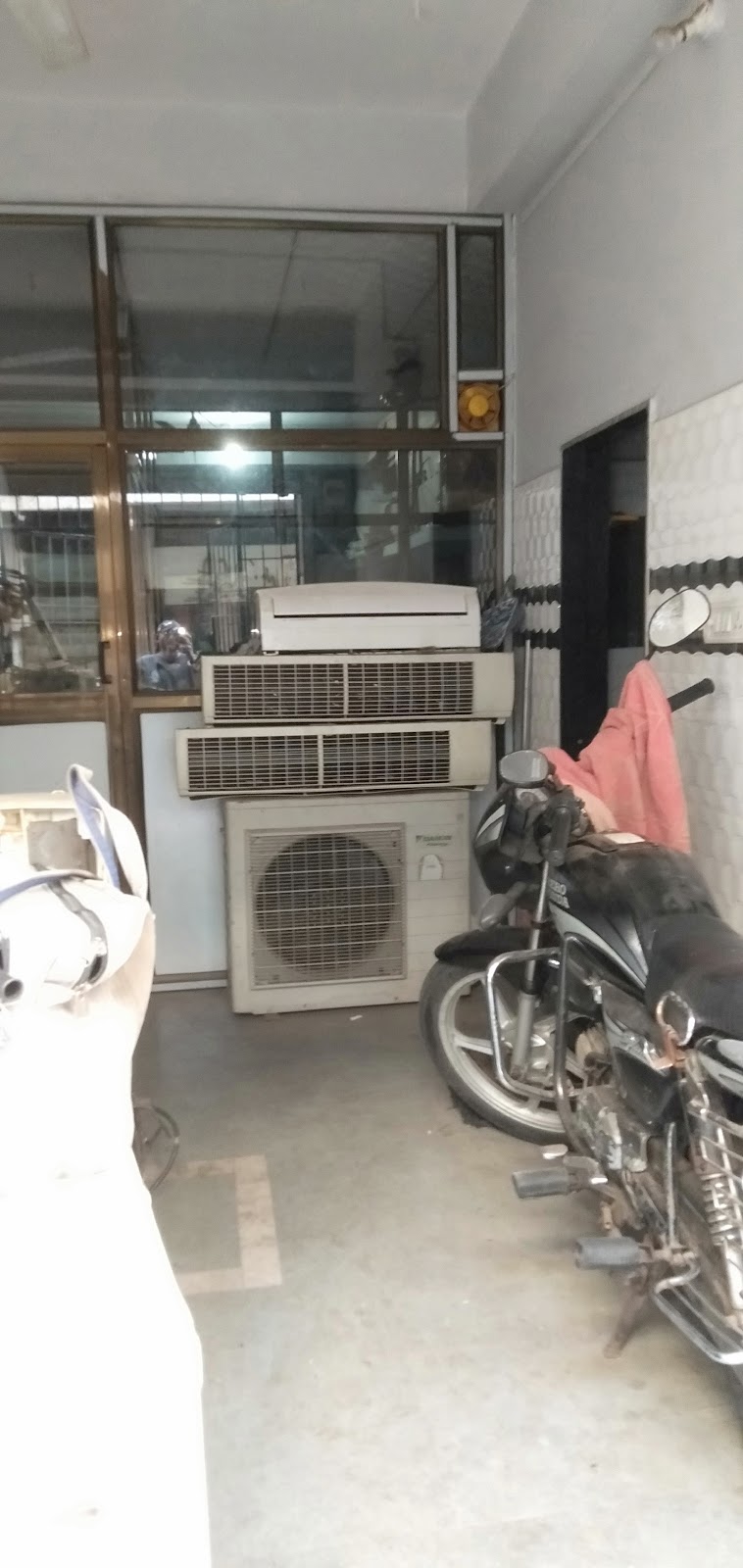 Shree Radhe Cooling System AC Repair & AC Service - AC Service in Ambika Industrial Society 1, Surat
