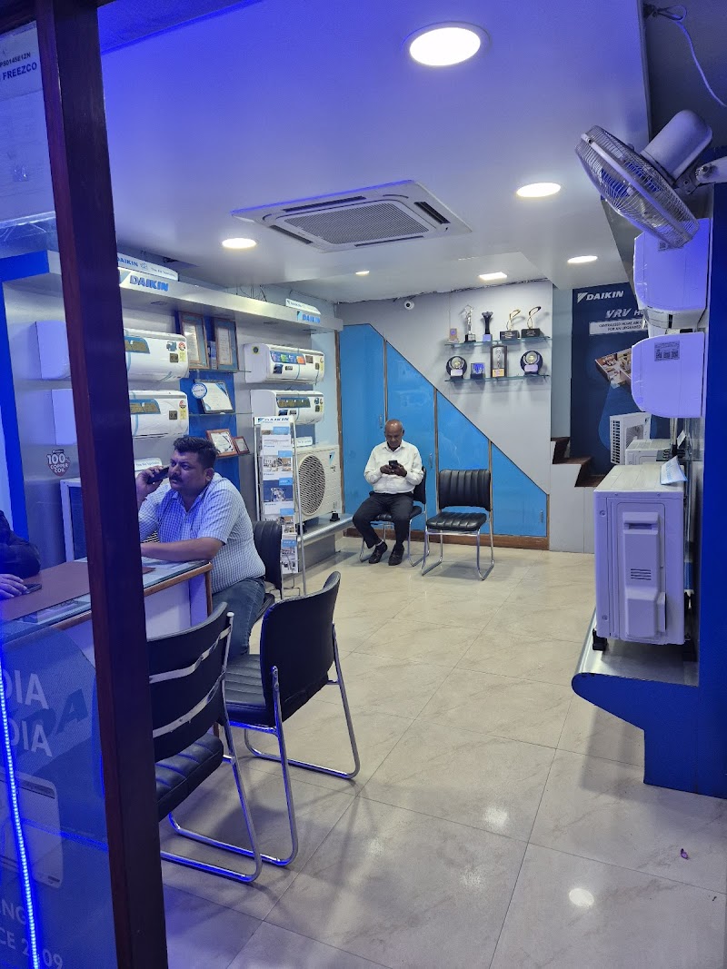 Solanki Freezco | Daikin Solution Plaza, Raipur - AC Service in Moudhapara, Raipur