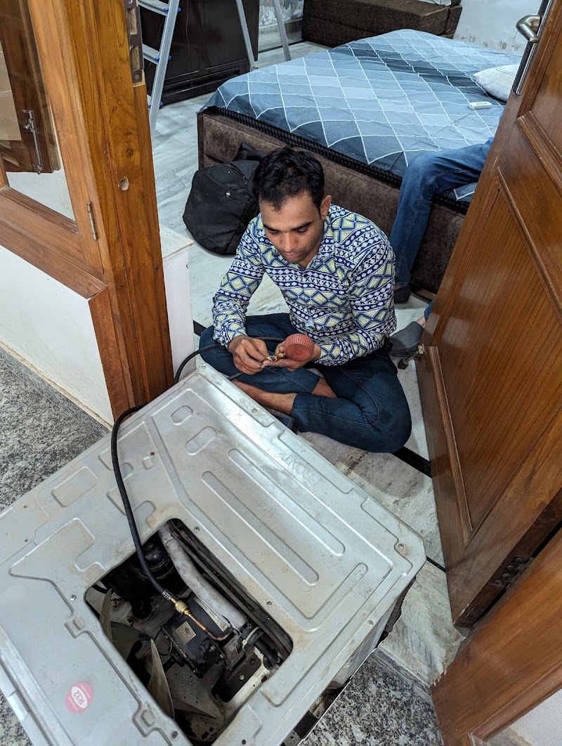Sourav Air Condition Repair Shop - AC Service in Kanchi Colony, Faridabad