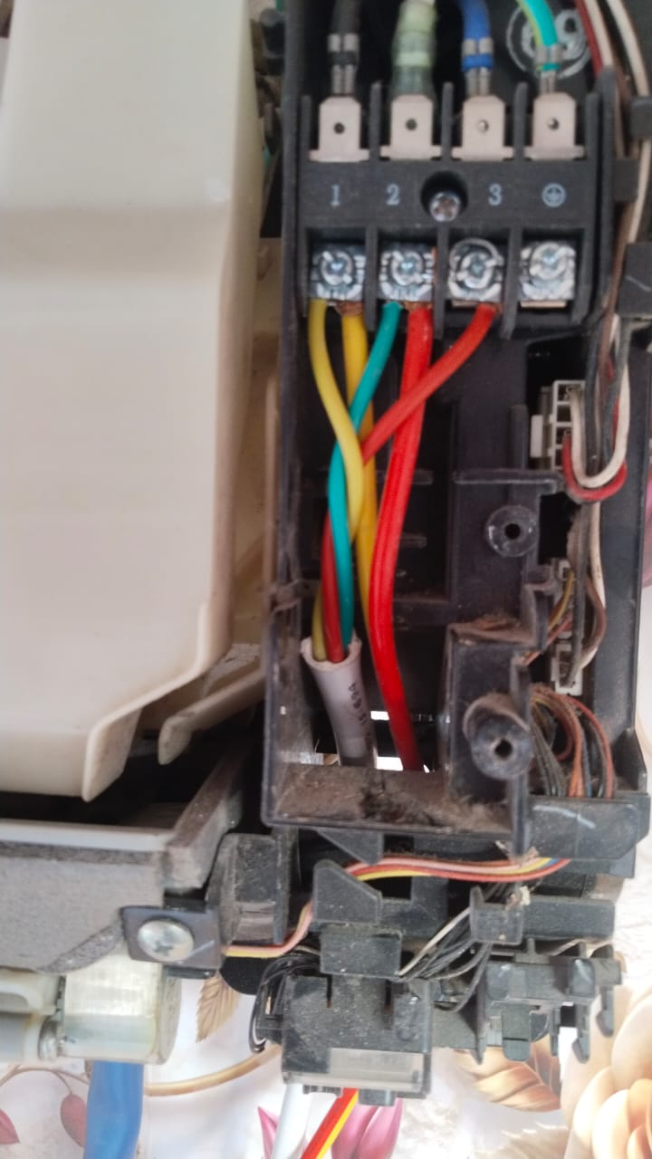 Ultra home applinces - AC Service in Laxman Vihar Phase 2, Gurugram