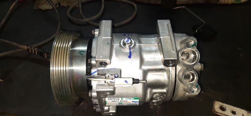 Universal Auto Air Conditioners