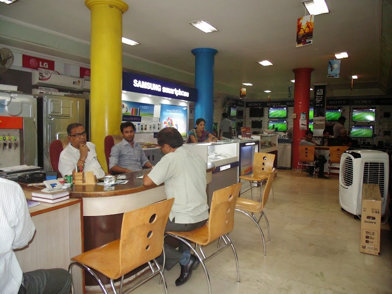 Universal Services - AC Service in Sadar Bazar, Raipur