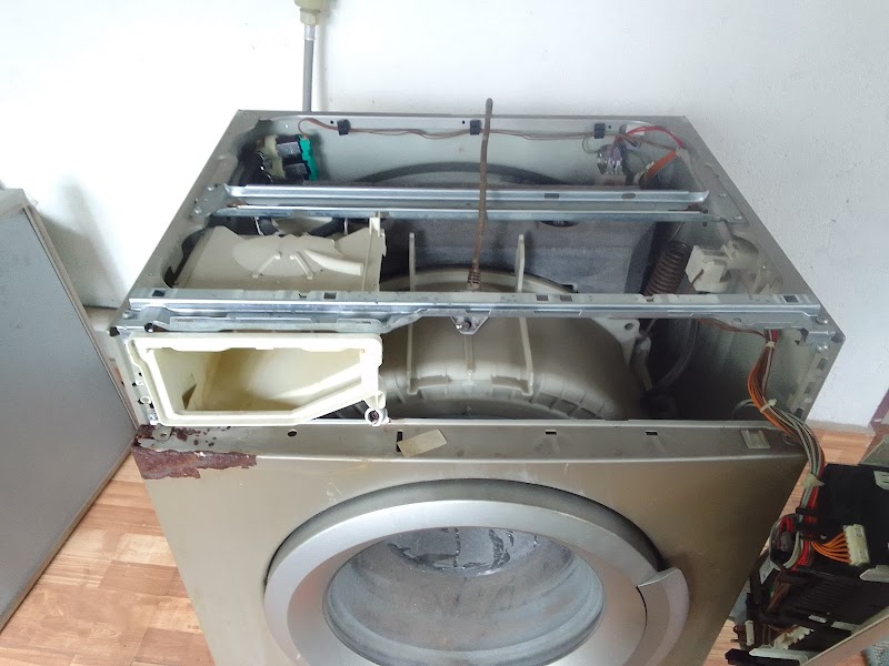 Vc Service World | Aircondition Repair Service - AC Service in Friendship Nagar, Kochi