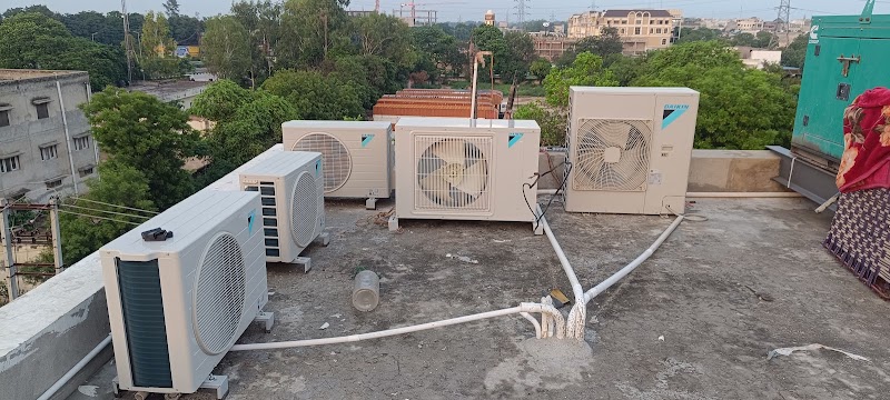 Vicky refrigerator and air conditioner - AC Service in Subhash Nagar, Ludhiana