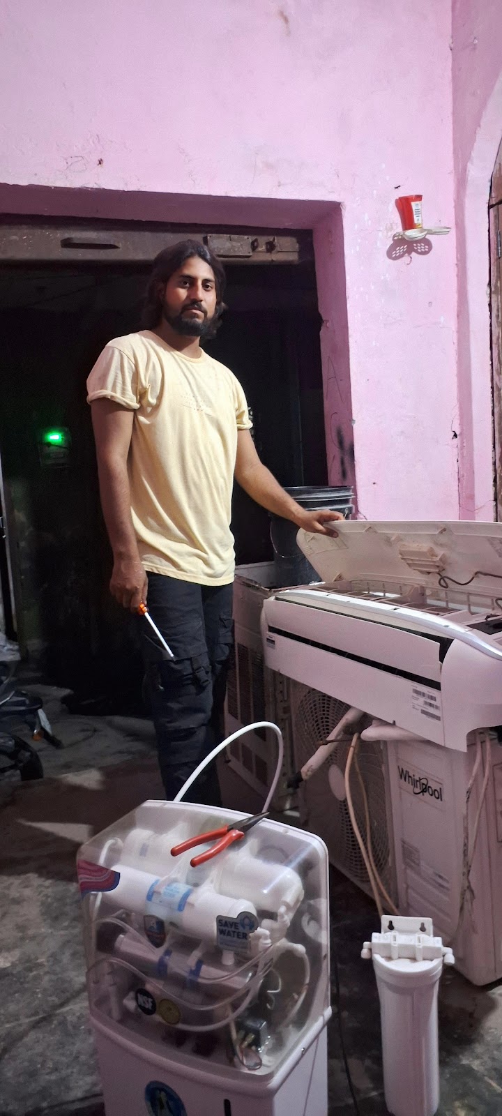 VK Cool Service/ac gas filling in noida ac repaire noida ac services noida ac rant in noida ac installation in noida - AC Service in Sector 27, Noida