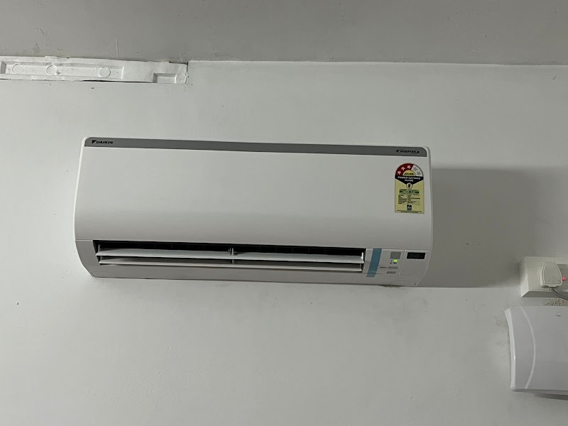 Z Squad Cooling Solutions - AC Service in Palarivattom, Kochi